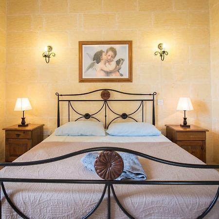 Sunset - Holiday Farmhouse With Large Private Pool In Island Of Gozo Надур Екстериор снимка