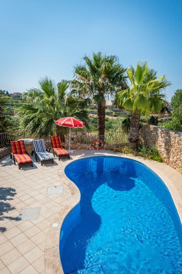 Sunset - Holiday Farmhouse With Large Private Pool In Island Of Gozo Надур Екстериор снимка
