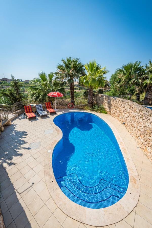 Sunset - Holiday Farmhouse With Large Private Pool In Island Of Gozo Надур Екстериор снимка