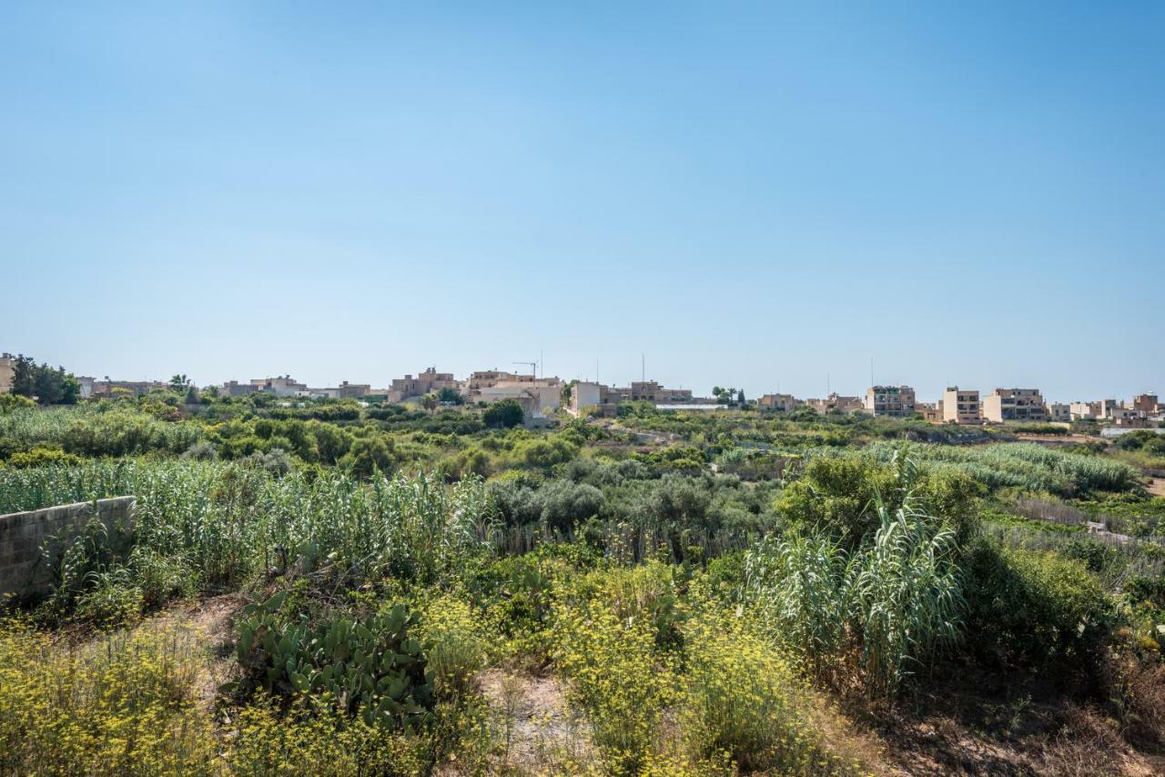 Sunset - Holiday Farmhouse With Large Private Pool In Island Of Gozo Надур Екстериор снимка